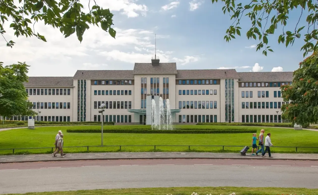 Vier bedrijven failliet